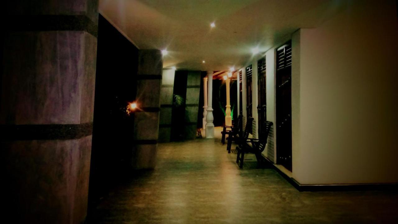 Induwara Safari Resort Udawalawe Zewnętrze zdjęcie